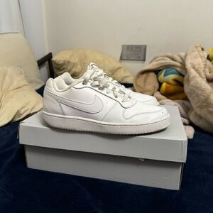 White Nike Air Force 1’s